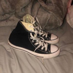 Black high top converse